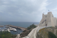 13. Torre Truglia e scorcio del porticciolo