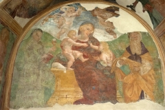 29 Madonna col Bambino tra santi