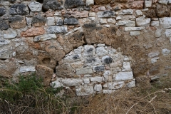 22 Arco in pietra sponda