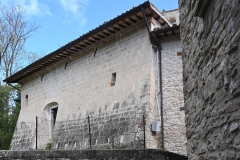 50 Esterno della chiesa