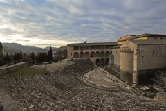 10 Complesso di Sant'Agata e teatro Romano