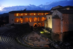 11 Complesso di Sant'Agata e teatro Romano