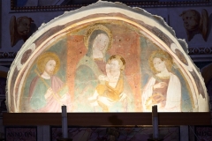 42 Madonna del latte in trono tra san Giacomo minore e santa Caterina d’Alessandria