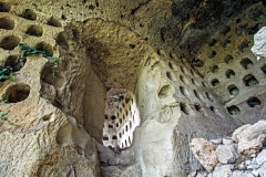 Colombari rupestri in località Palombare (32)