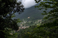 3. Il convento di San Lorenzo sul fianco del monte Scalambra