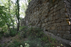 11 Castello di Corviano - tratto di cinta muraria