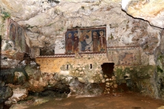 21. La grotta di Selvascura