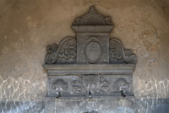 7 Fontana delle Tre Cannelle