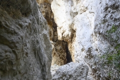 100 Grotta