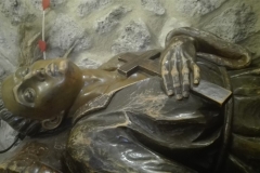 15. Statua eseguita nel IX centenario della morte