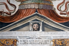 83 Altare di San Pietro Martire