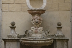 91 Fontana di Palazzo Vecchiarelli