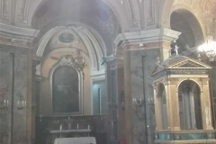 9. Interno del santuario