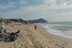 1. Sulle dune di Sabaudia verso m. Circeo