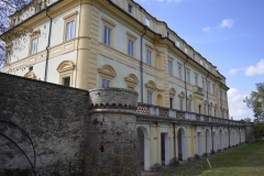 5a Portico sul giardino retrostante