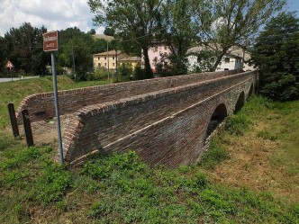 Ponte Romanico di Pontelatrave - Pievebovigliana (MC)