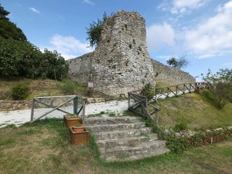 castello san benedetto 03