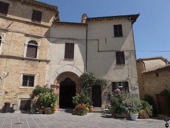 santa maria della piazza - montefalco 01