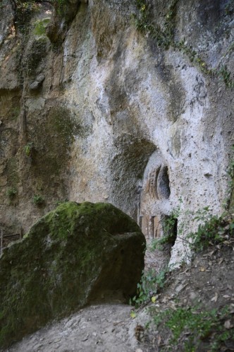 26 Chiesa rupestrei di Poggio Conte